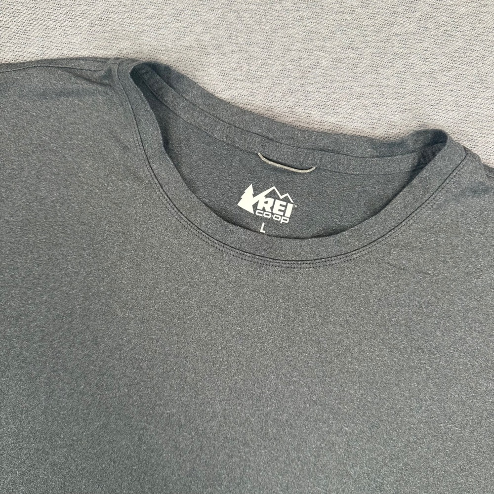 REI Co-op Shirt Mens Large Charcoal Gray Active Performance Stretch Hiking Tee